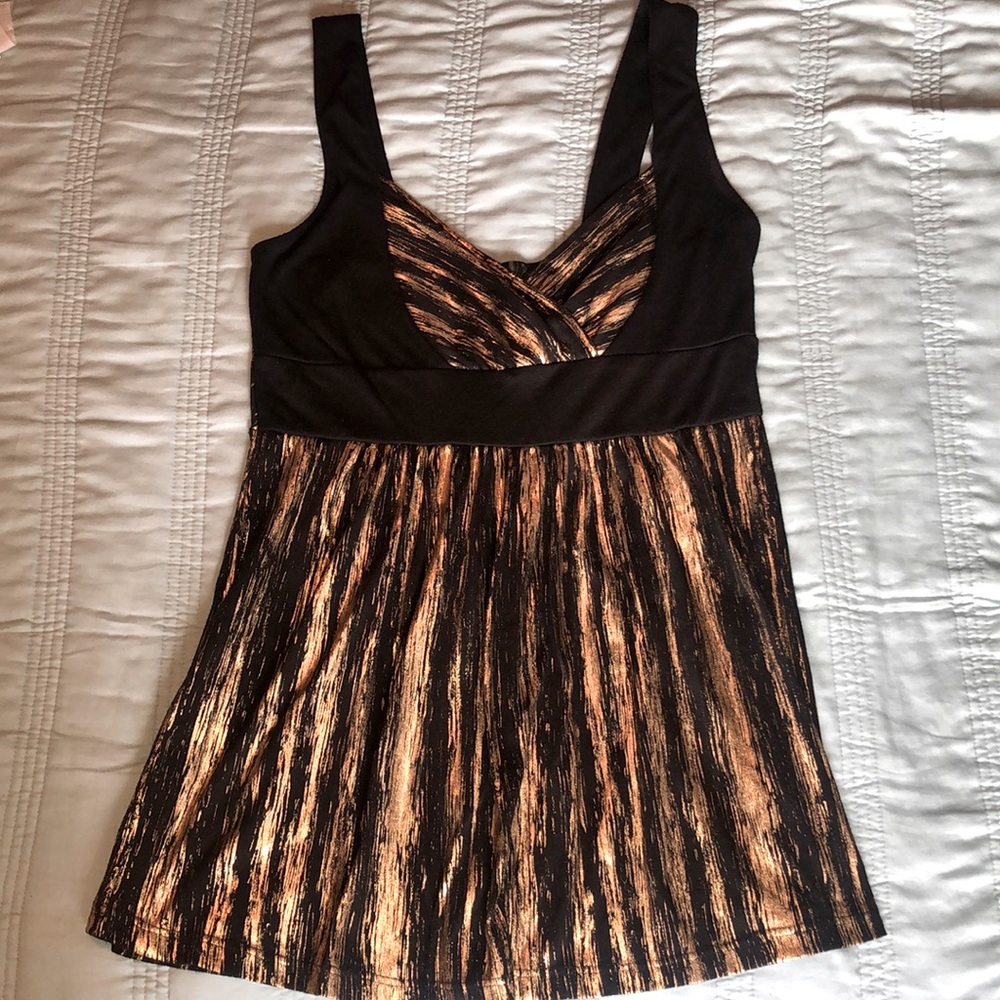 Mandee Metallic Gold and Black Blouse Size M